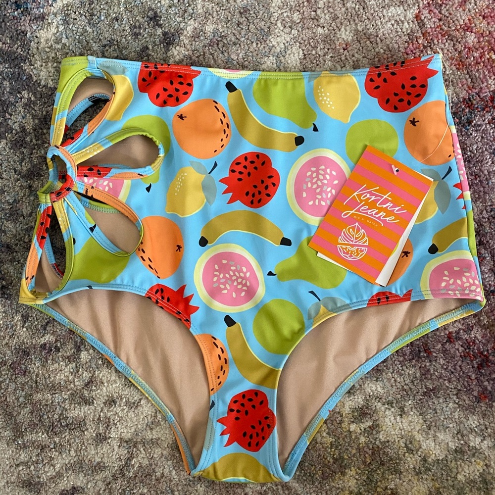 Kortni Jeane || Fruit Salad || MEDIUM || BNWT